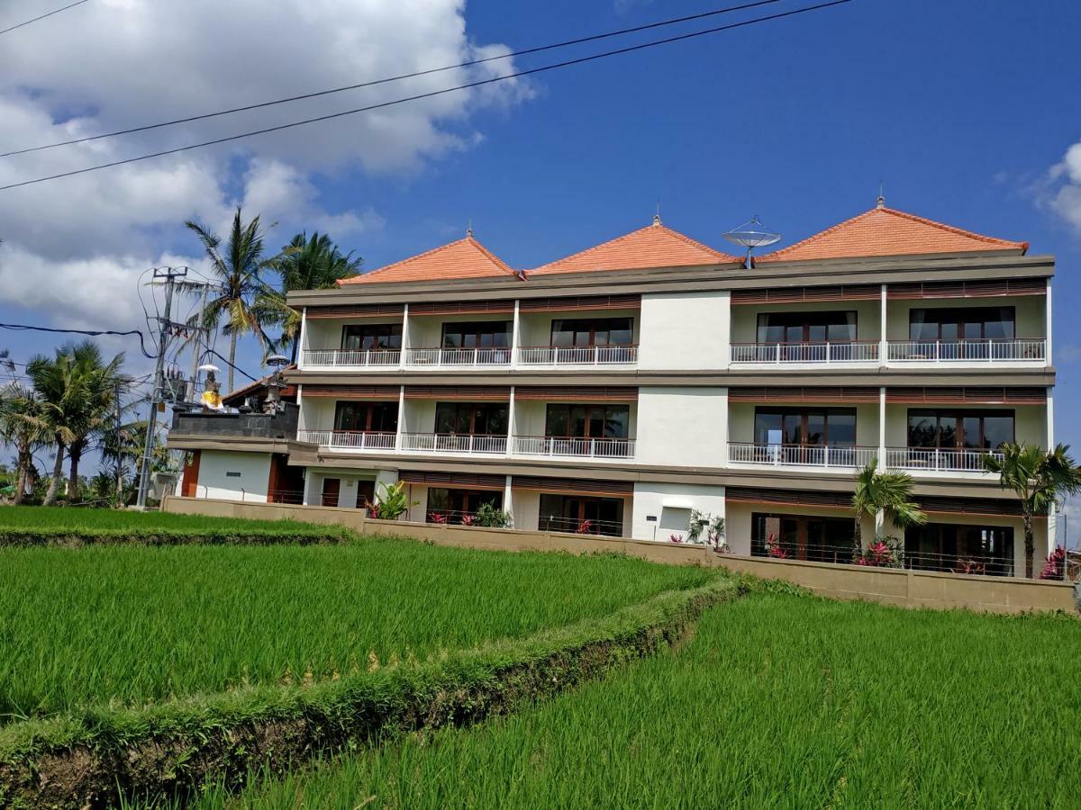 Paon Desa Ubud Esterno foto